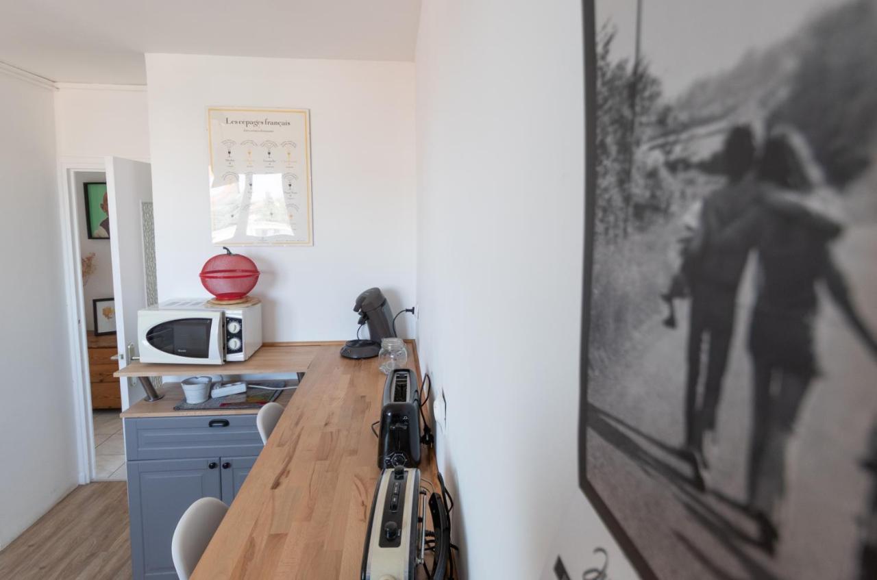 Cabana & Grand Appartement Cosy - Parking & Balcon Villefranche-sur-Saone Bagian luar foto
